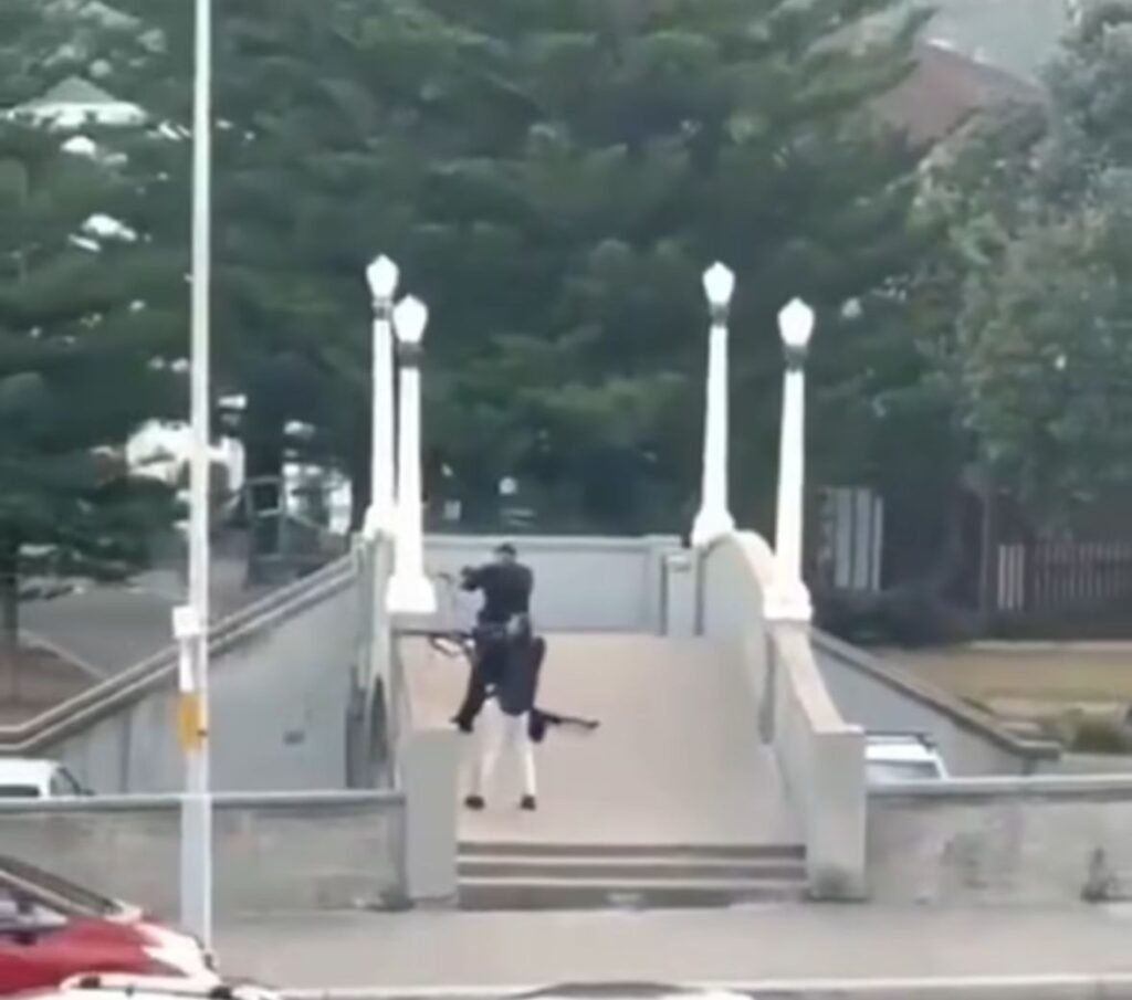 Australia bondi shooting bondi shooting